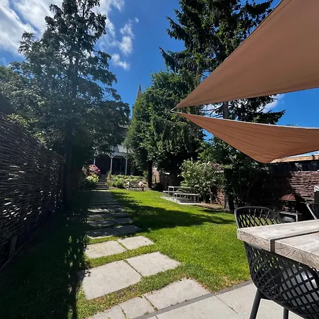 Rebel And Moon In Het Centrum 3* Alblasserdam