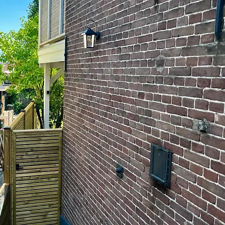 B&B Appartement Rebel And Moon In Het Centrum Van Alblasserdam 3* Alblasserdam