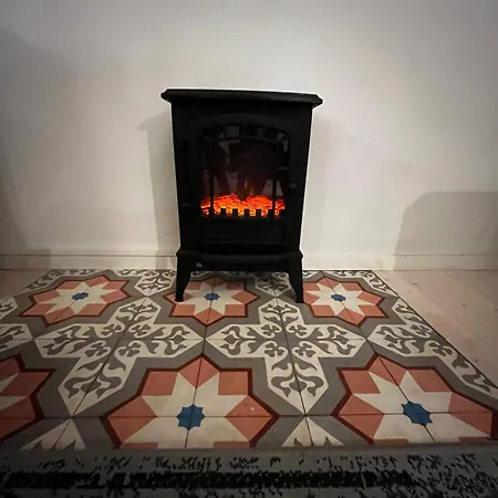 Bed & Breakfast Rebel And Moon In Het Centrum 3*