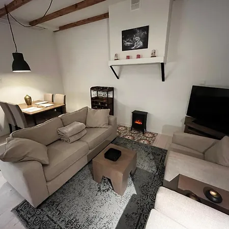 Rebel And Moon In Het Centrum Отель типа 