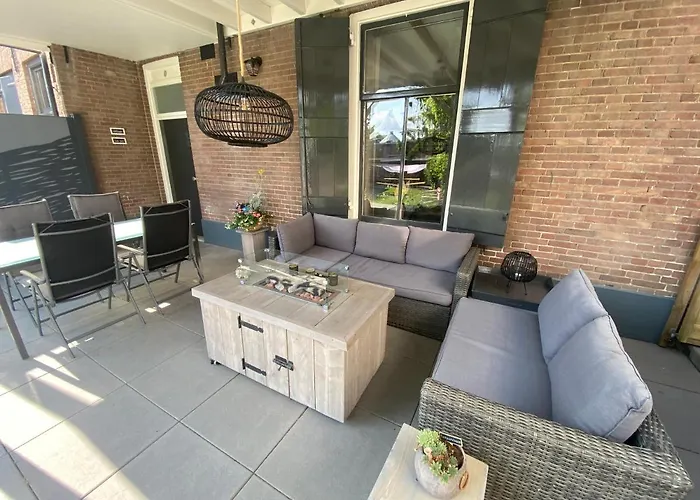 Bed & Breakfast B&B Appartement Rebel And Moon In Het Centrum Van Alblasserdam 3*